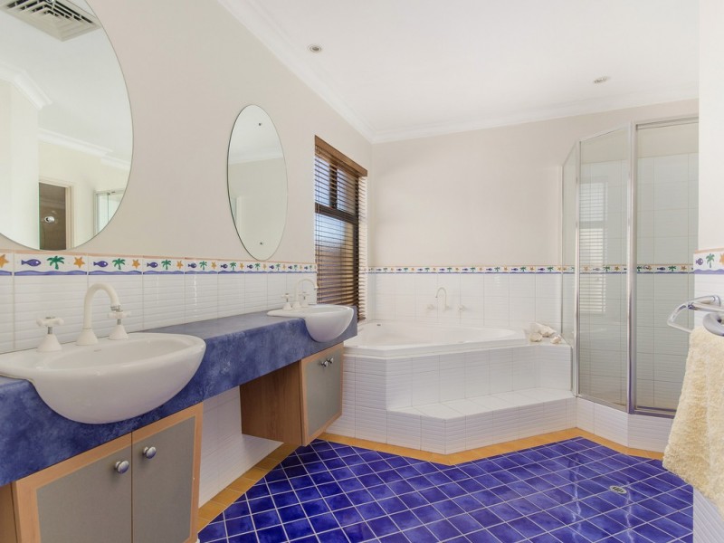 6 Fistina Ramble, Halls Head WA 6210