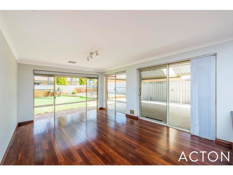 4 Lilac Green, Halls Head WA 6210