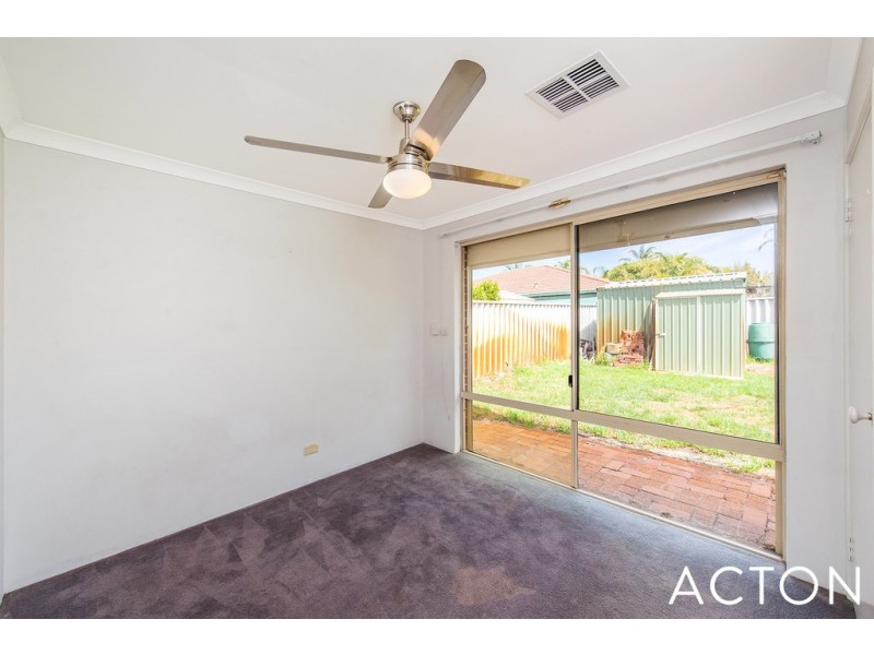 4 Lilac Green, Halls Head WA 6210