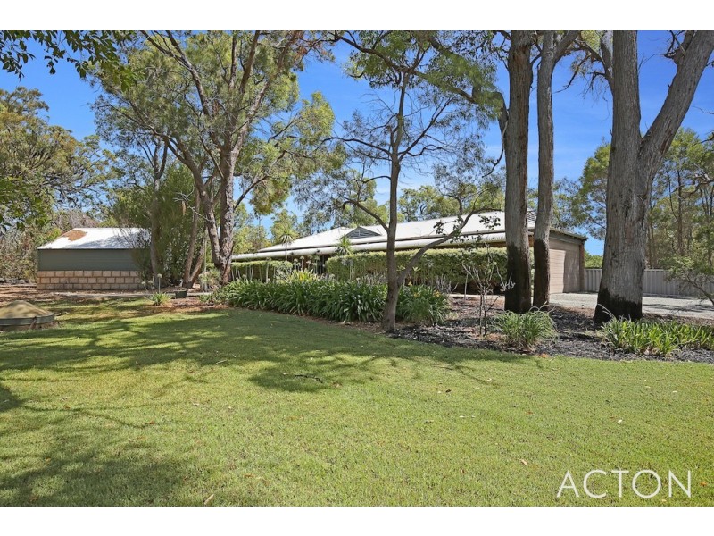 9 Marginata Road, Parklands WA 6180