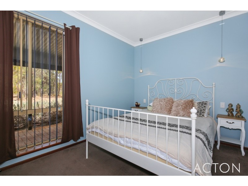 9 Marginata Road, Parklands WA 6180