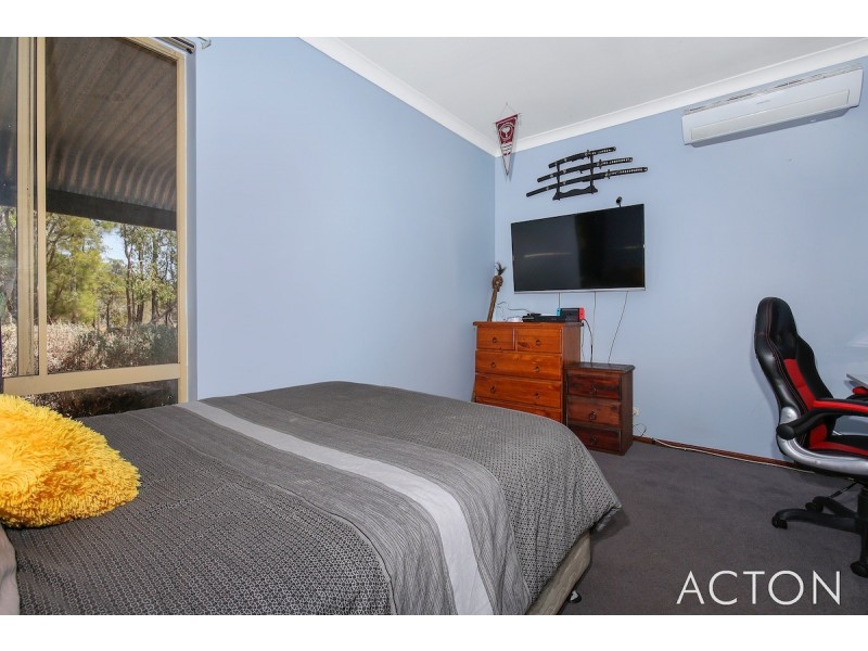 9 Marginata Road, Parklands WA 6180