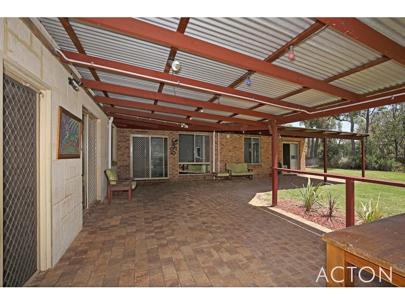 9 Marginata Road, Parklands WA 6180