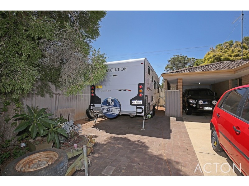 37 Murdoch Drive, Greenfields WA 6210