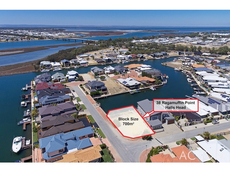 38 Ragamuffin Point, Halls Head WA 6210