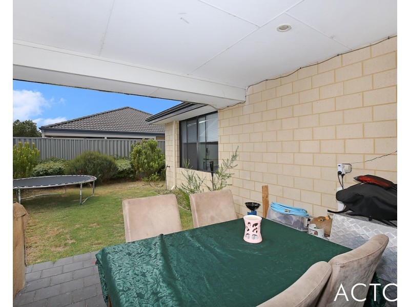22 Barron Turn, South Yunderup WA 6208