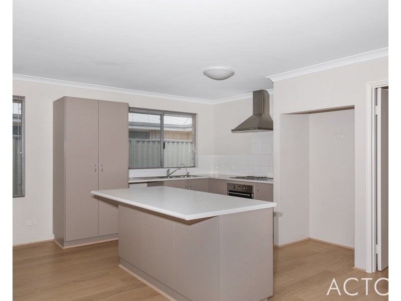 28 Barron Turn, South Yunderup WA 6208