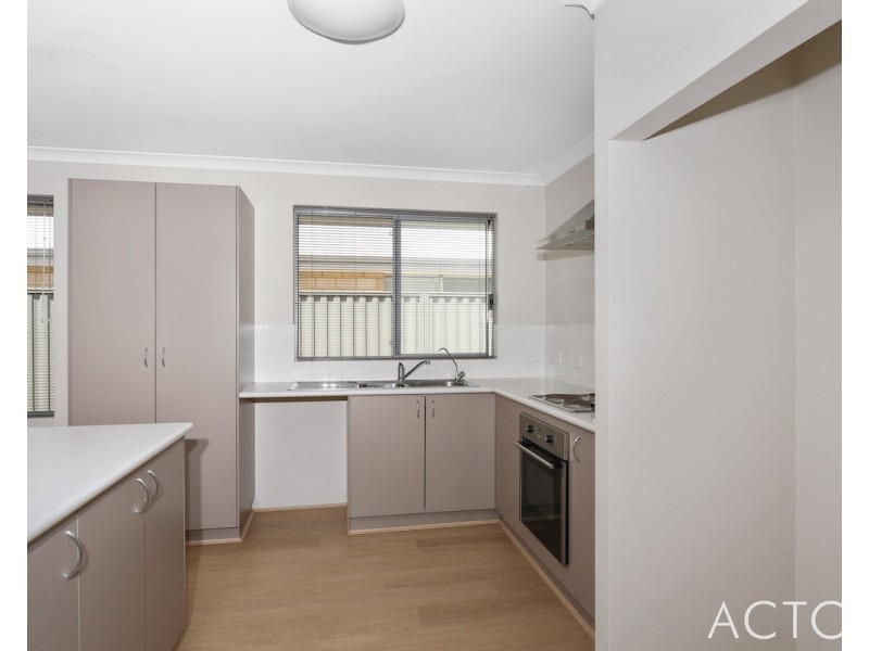 28 Barron Turn, South Yunderup WA 6208