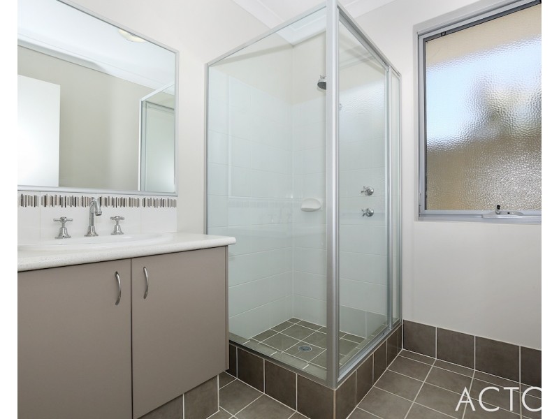 28 Barron Turn, South Yunderup WA 6208