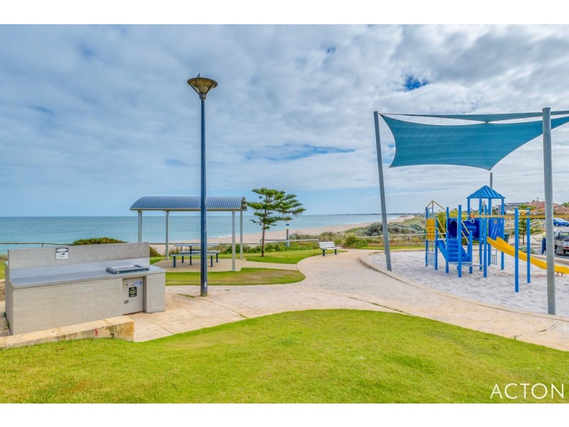 2/10 Monang Place, Mandurah WA 6210
