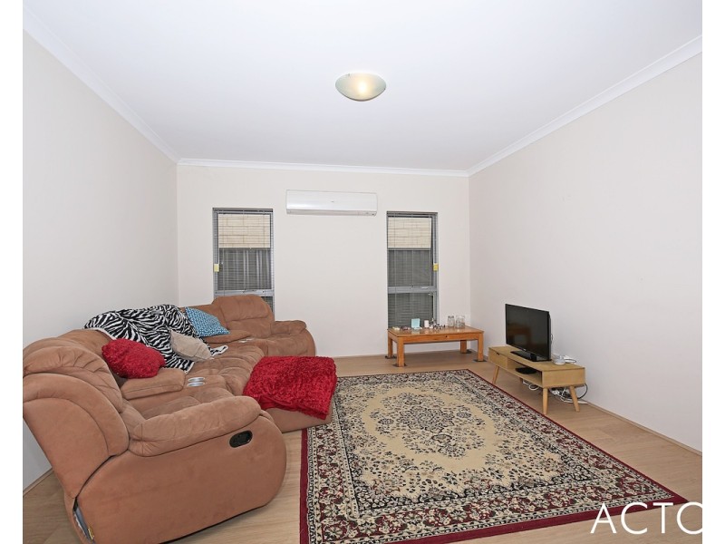 13 Cassowary Crescent, Coodanup WA 6210