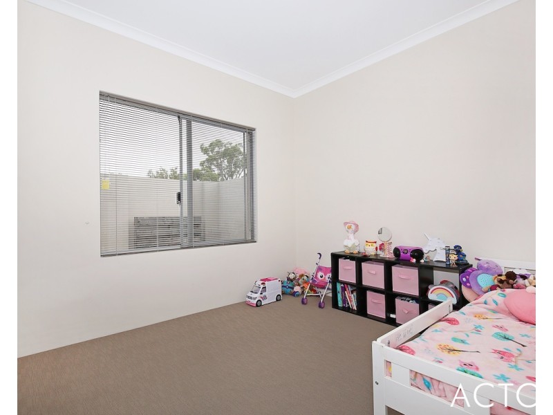 13 Cassowary Crescent, Coodanup WA 6210