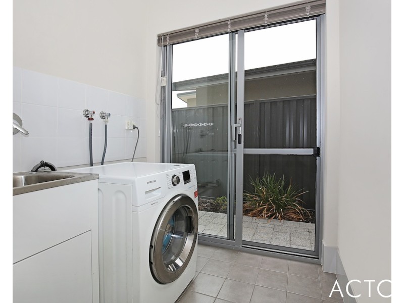 13 Cassowary Crescent, Coodanup WA 6210