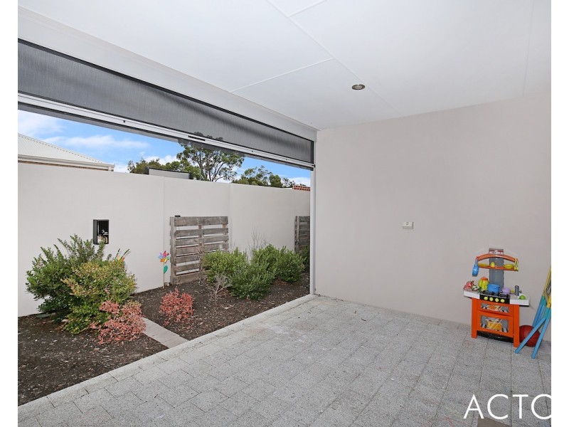13 Cassowary Crescent, Coodanup WA 6210