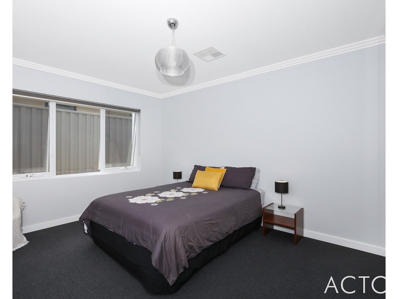 18 Abercrombie Rise, Madora Bay WA 6210