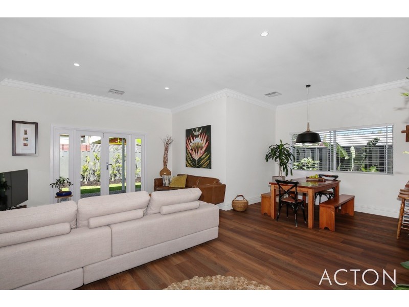 40B Leslie Street, Dudley Park WA 6210