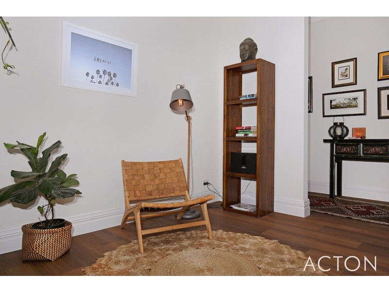 40B Leslie Street, Dudley Park WA 6210