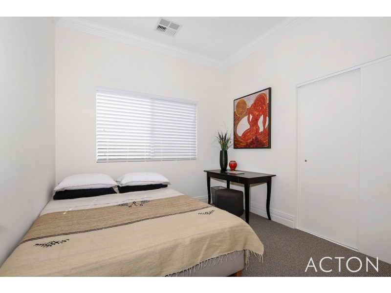 40B Leslie Street, Dudley Park WA 6210