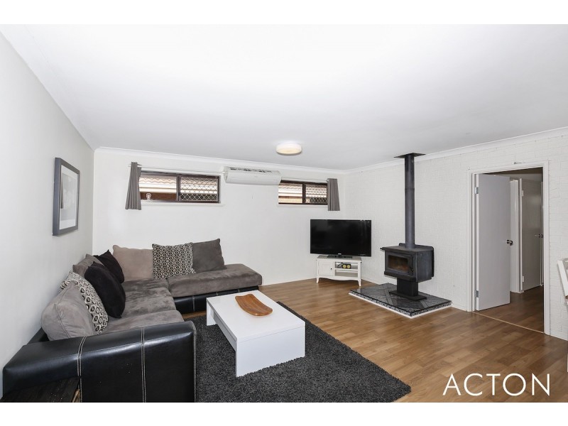 31 Hungerford Avenue, Halls Head WA 6210