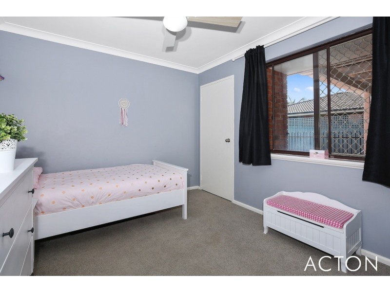 31 Hungerford Avenue, Halls Head WA 6210