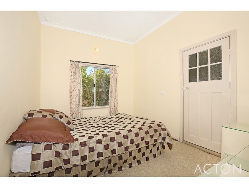 3 Hill Street, Halls Head WA 6210