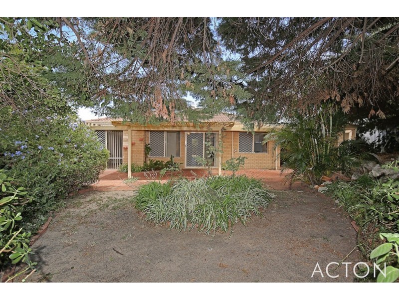 11b Malabor Mews, Halls Head WA 6210