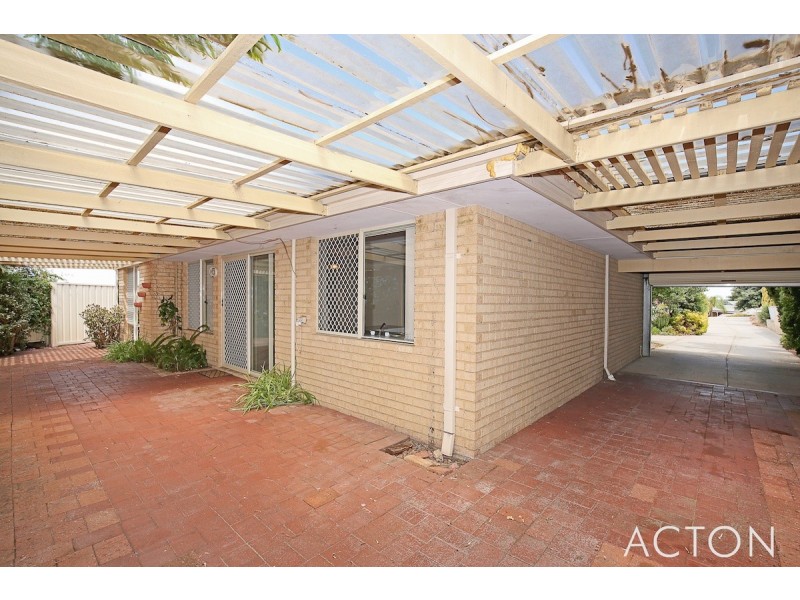 11b Malabor Mews, Halls Head WA 6210