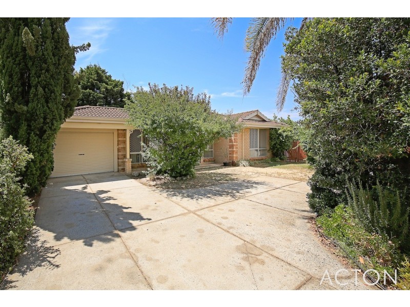 11b Malabor Mews, Halls Head WA 6210