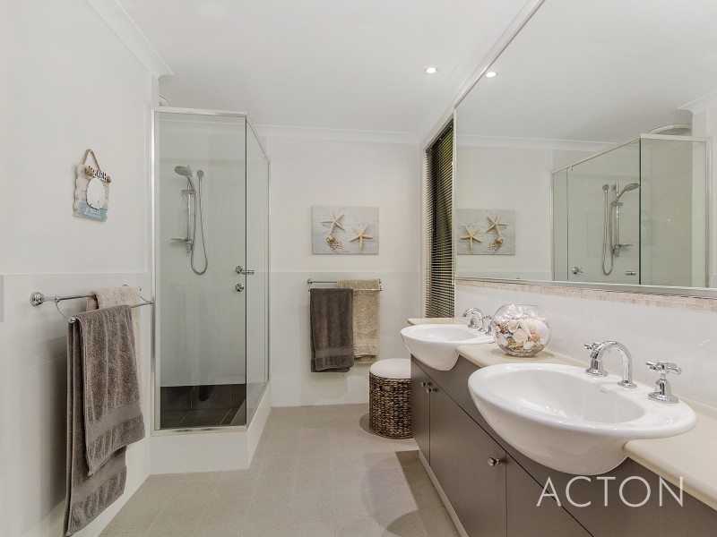 3 Harbour Retreat, Erskine WA 6210