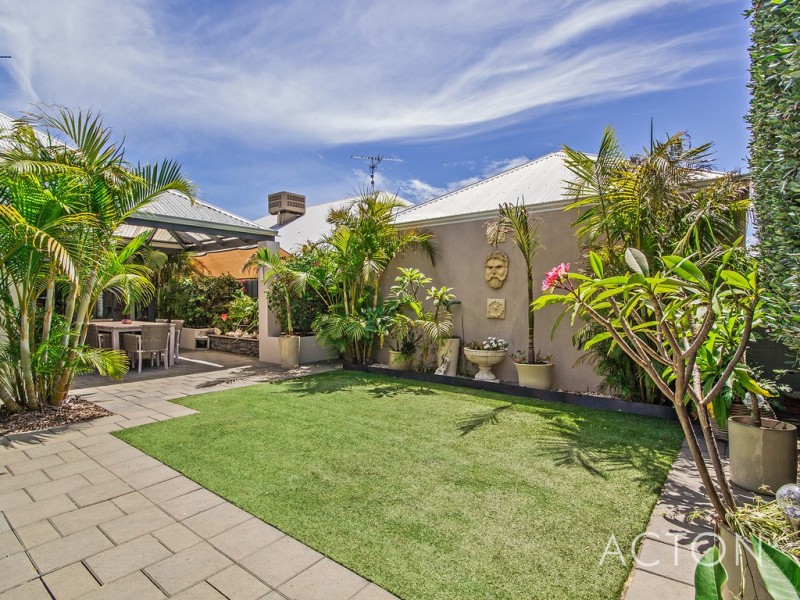 3 Harbour Retreat, Erskine WA 6210