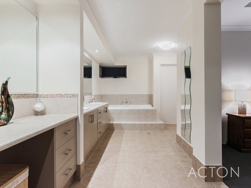 15 Warrior Blvd, Pinjarra WA 6208