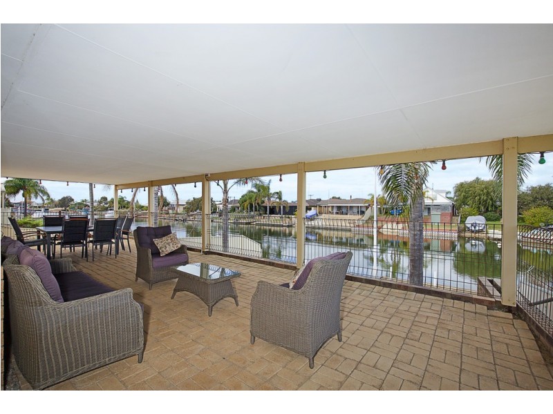6 Tanderra Place, South Yunderup WA 6208