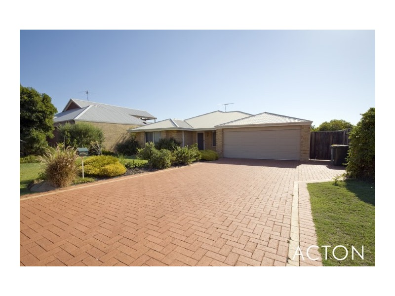 8 The Ridge, Halls Head WA 6210
