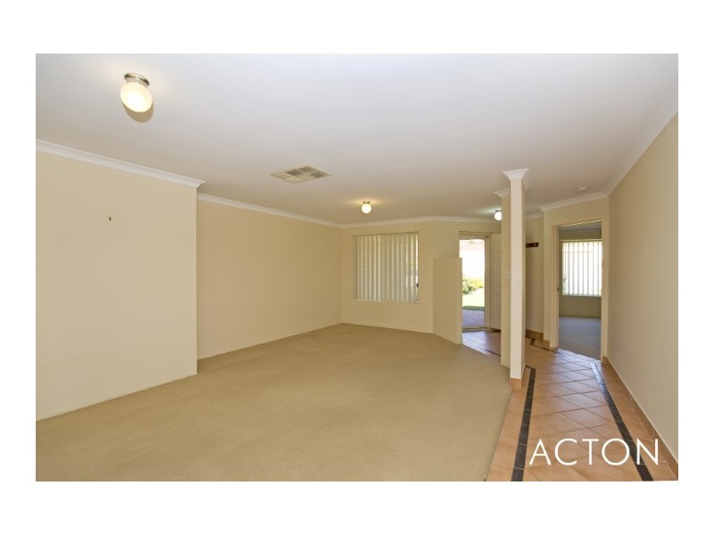 8 The Ridge, Halls Head WA 6210