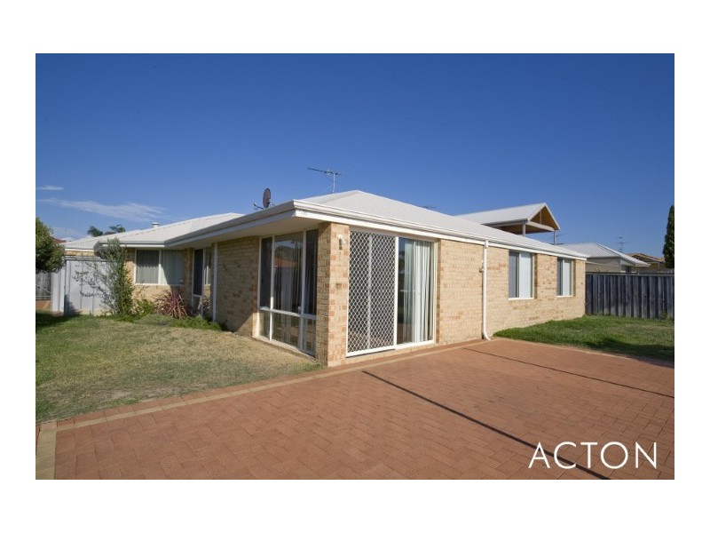 8 The Ridge, Halls Head WA 6210