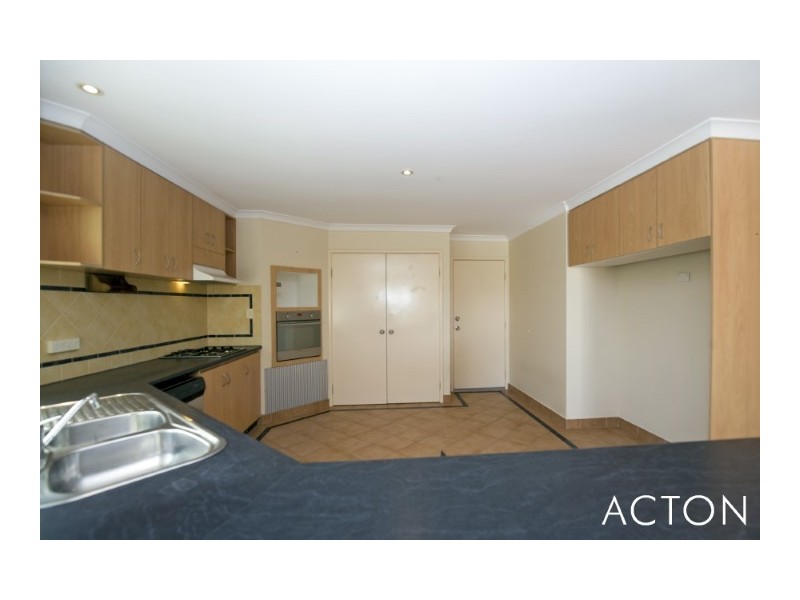 8 The Ridge, Halls Head WA 6210