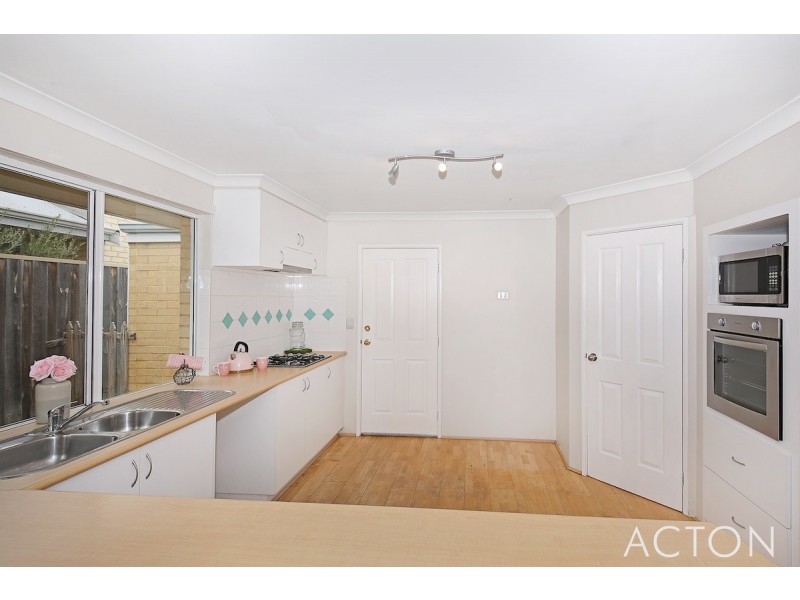 3 Cordia Way, Halls Head WA 6210