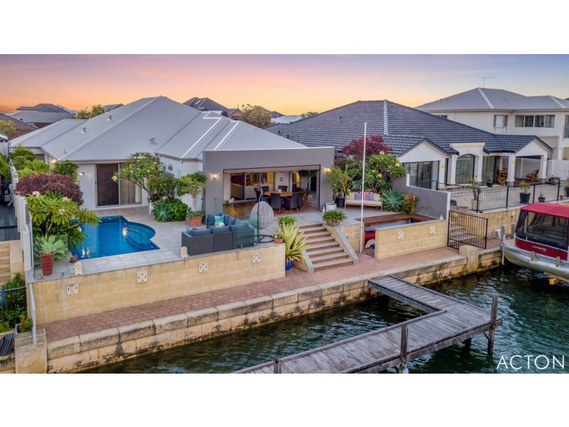 31 Erins Isle, Dudley Park WA 6210