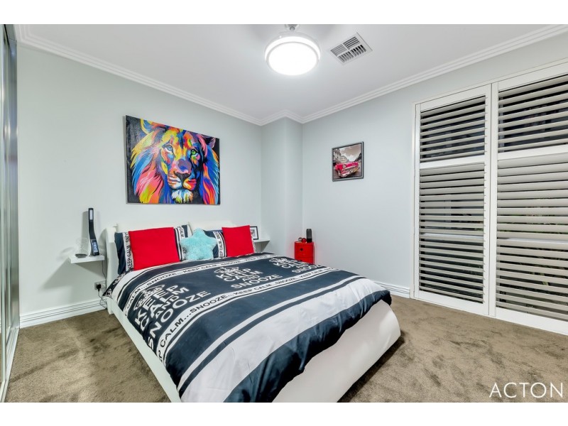 31 Erins Isle, Dudley Park WA 6210