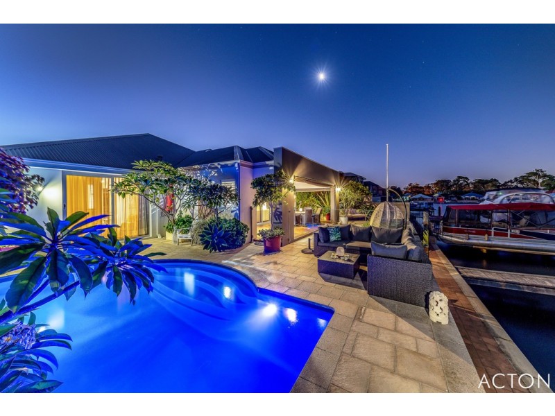 31 Erins Isle, Dudley Park WA 6210