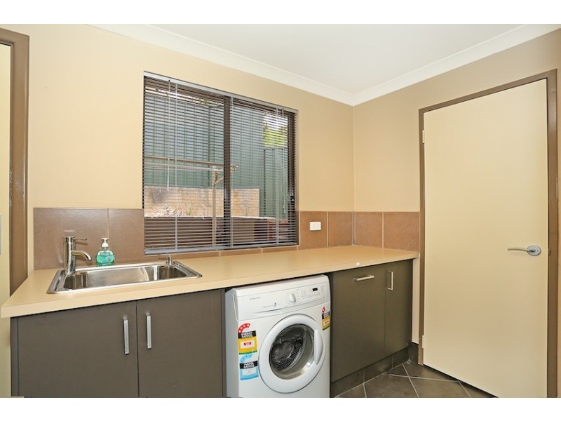 76A Janis Street, Halls Head WA 6210