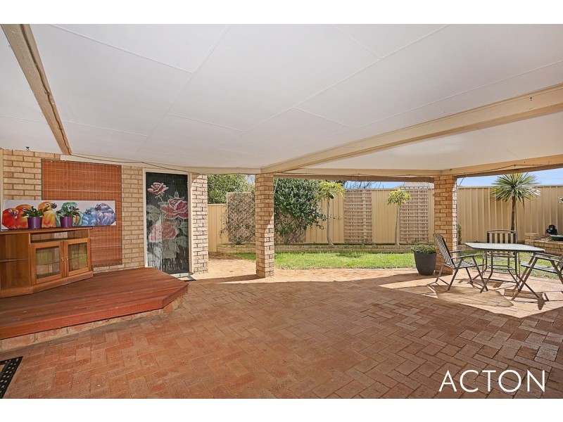 1/12 Kestrel Close, Halls Head WA 6210