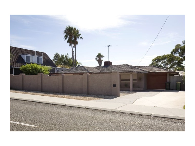 21 Thomson Street, Mandurah WA 6210