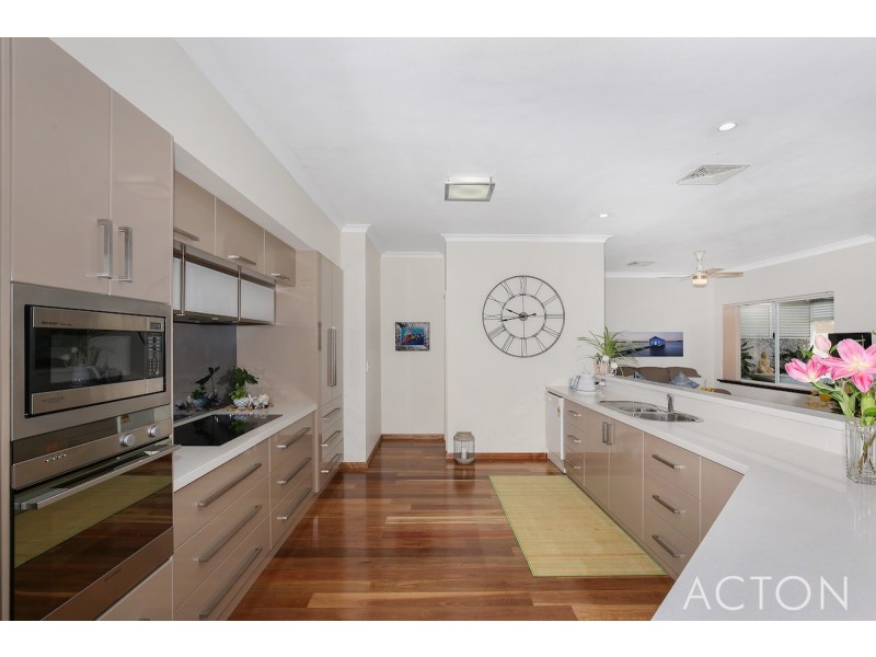 69 Heron Place, South Yunderup WA 6208
