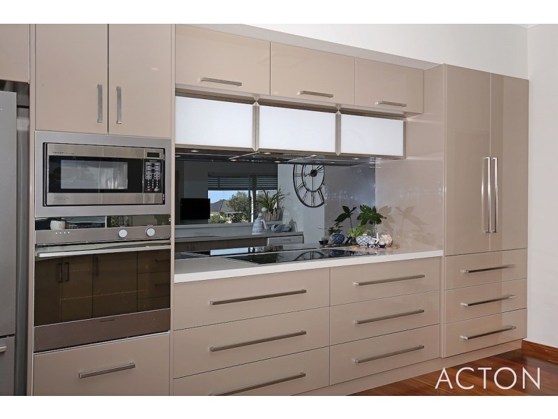 69 Heron Place, South Yunderup WA 6208