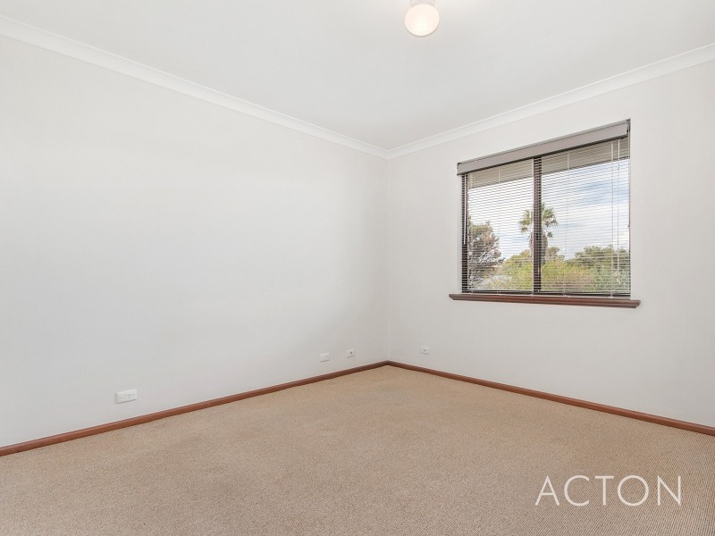 1/24 Mippi Road, Halls Head WA 6210