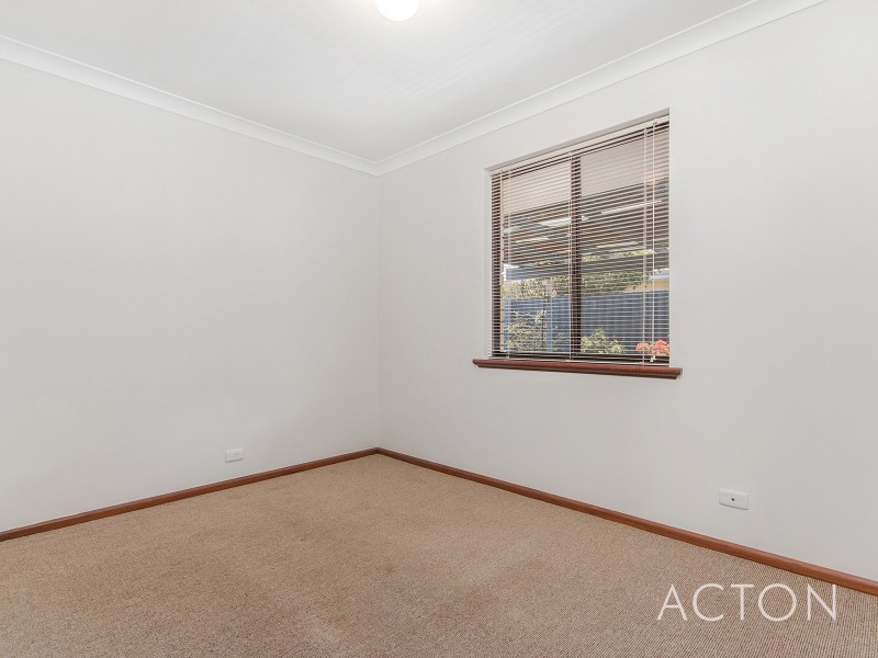 1/24 Mippi Road, Halls Head WA 6210