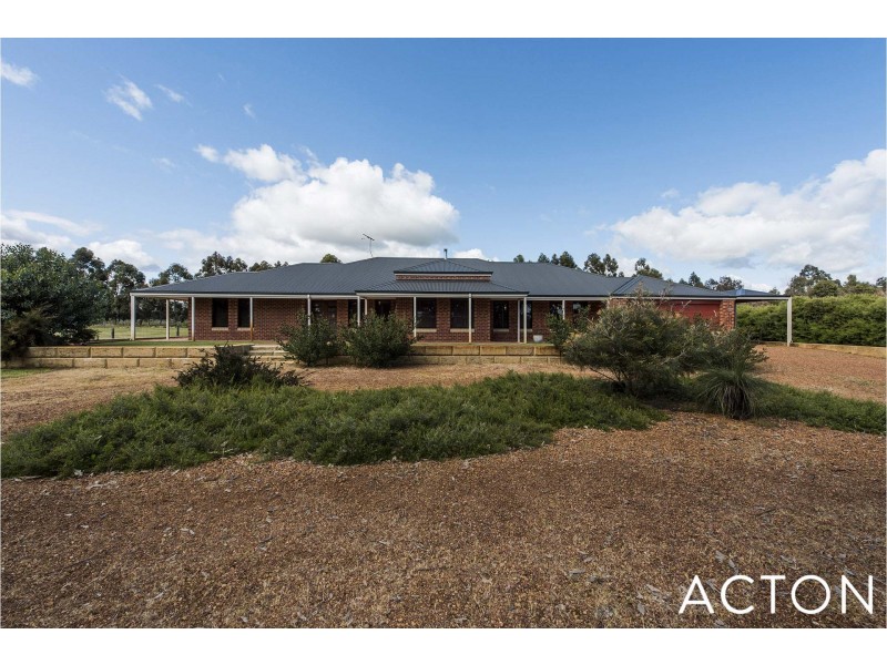 64 Rangeview Loop, Serpentine WA 6125