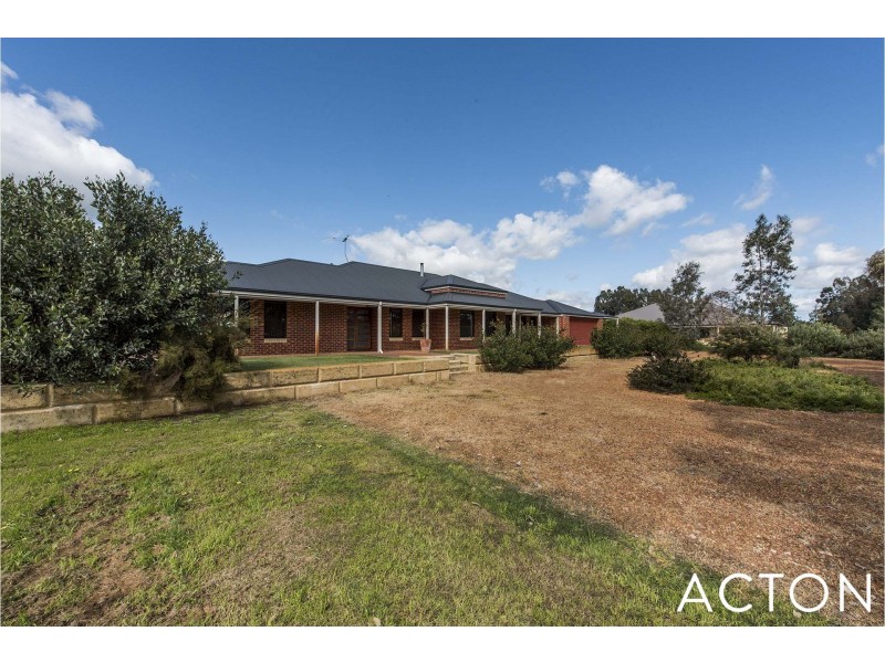 64 Rangeview Loop, Serpentine WA 6125