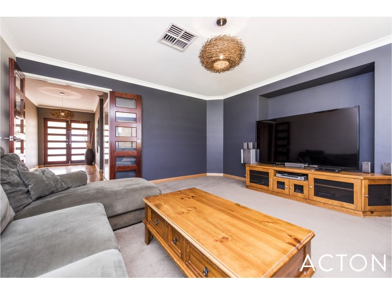 64 Rangeview Loop, Serpentine WA 6125